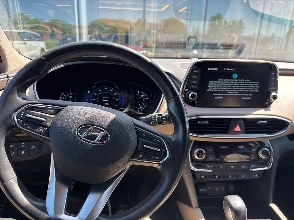 Used 2019 Red Hyundai Ultimate image 8