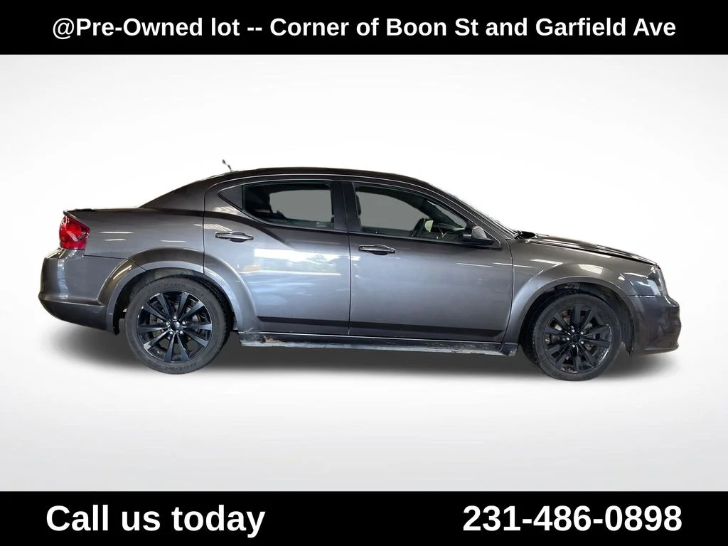 Used 2014 Gray Dodge SE image 6