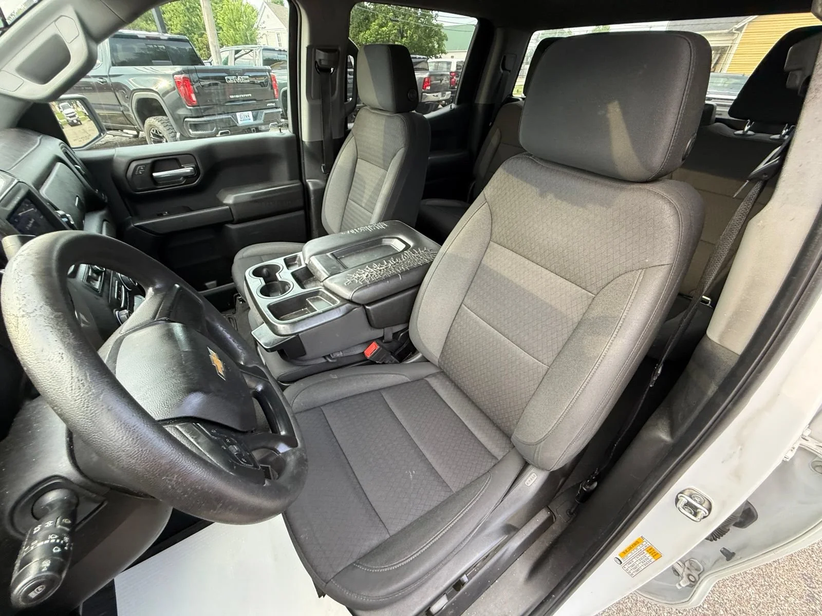 Used 2022 Summit White Chevrolet Custom image 13