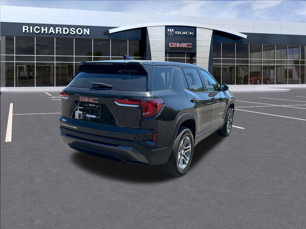 Used 2025 Ebony Twilight Metallic GMC Elevation image 5