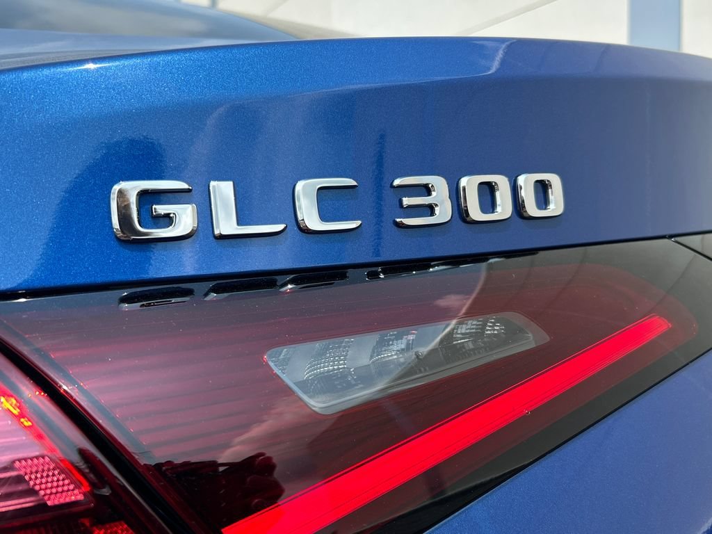 New 2026 Starling Blue Metallic Mercedes-Benz GLC 300 image 67