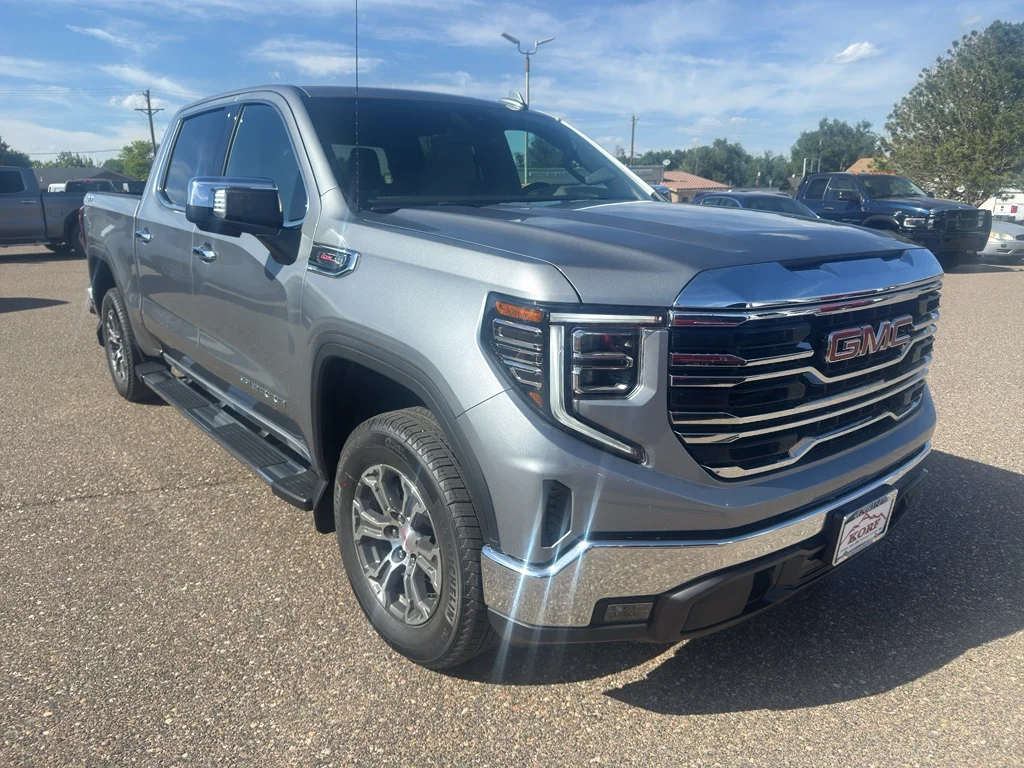 New 2026 Sterling Metallic GMC SLT image 4