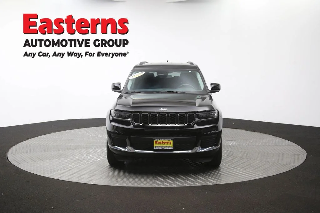 Used 2022 Black Jeep Laredo image 53