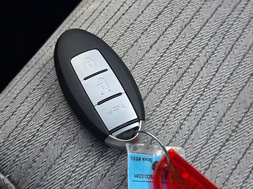 2021 Nissan Rogue SV - Photo 31