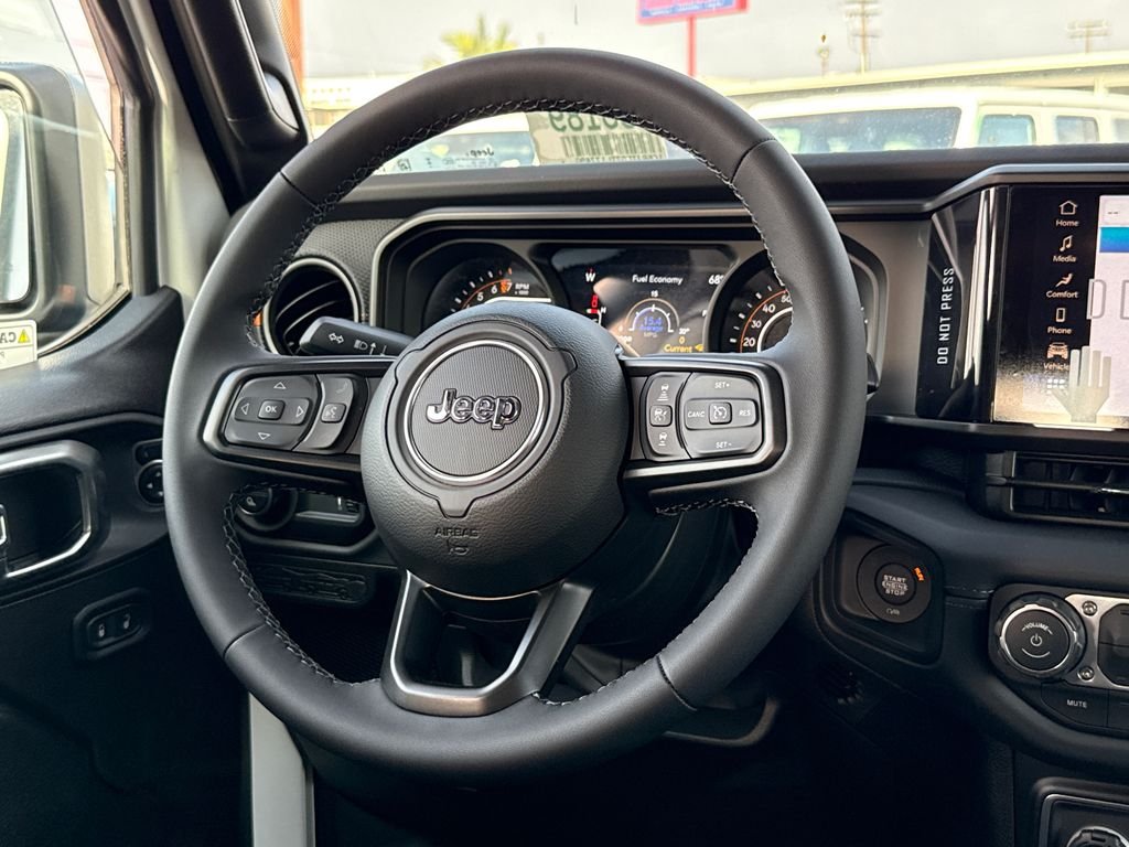 New 2026 Bright White Clearcoat Jeep Mojave image 19