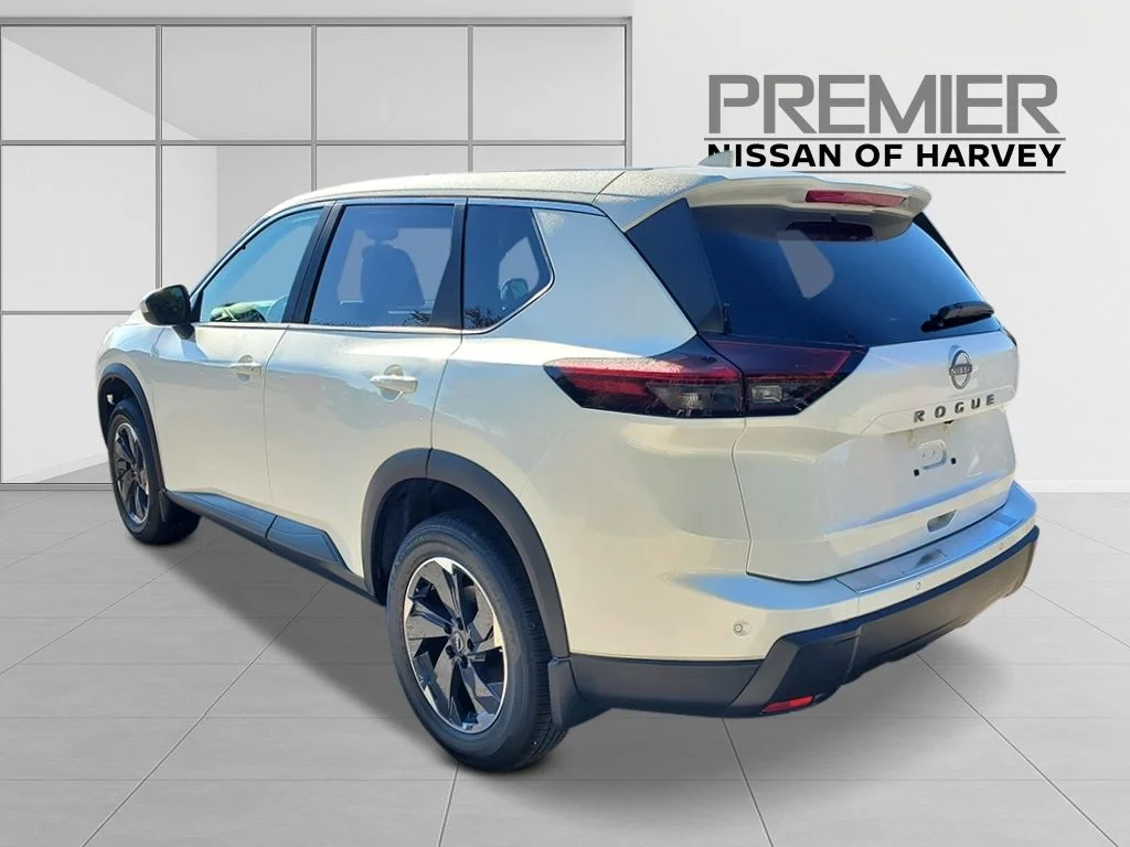 New 2026 Everest White Pearl TriCoat Nissan SV image 6
