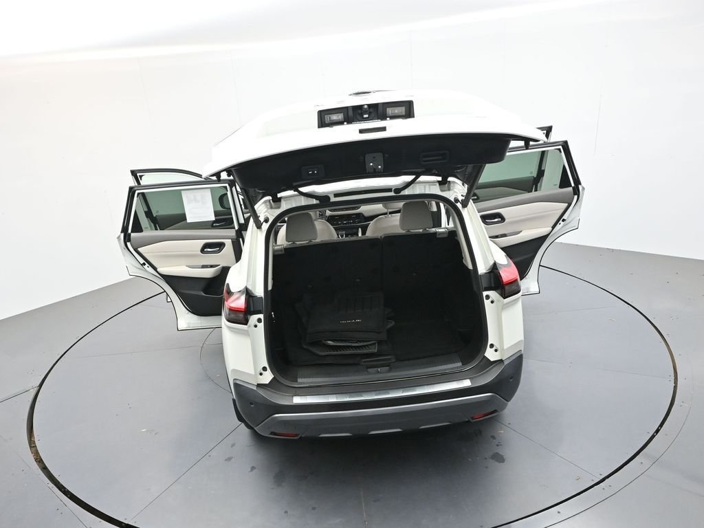 Used 2023 Pearl White Nissan SL image 45