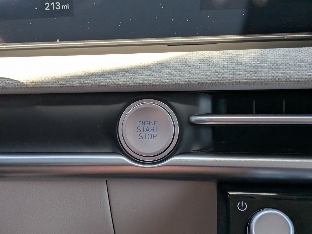 New 2026 Ecotronic Gray Hyundai SEL Premium FWD image 29