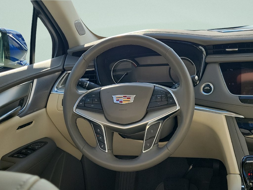 Used 2023 Blue Cadillac Premium Luxury image 12