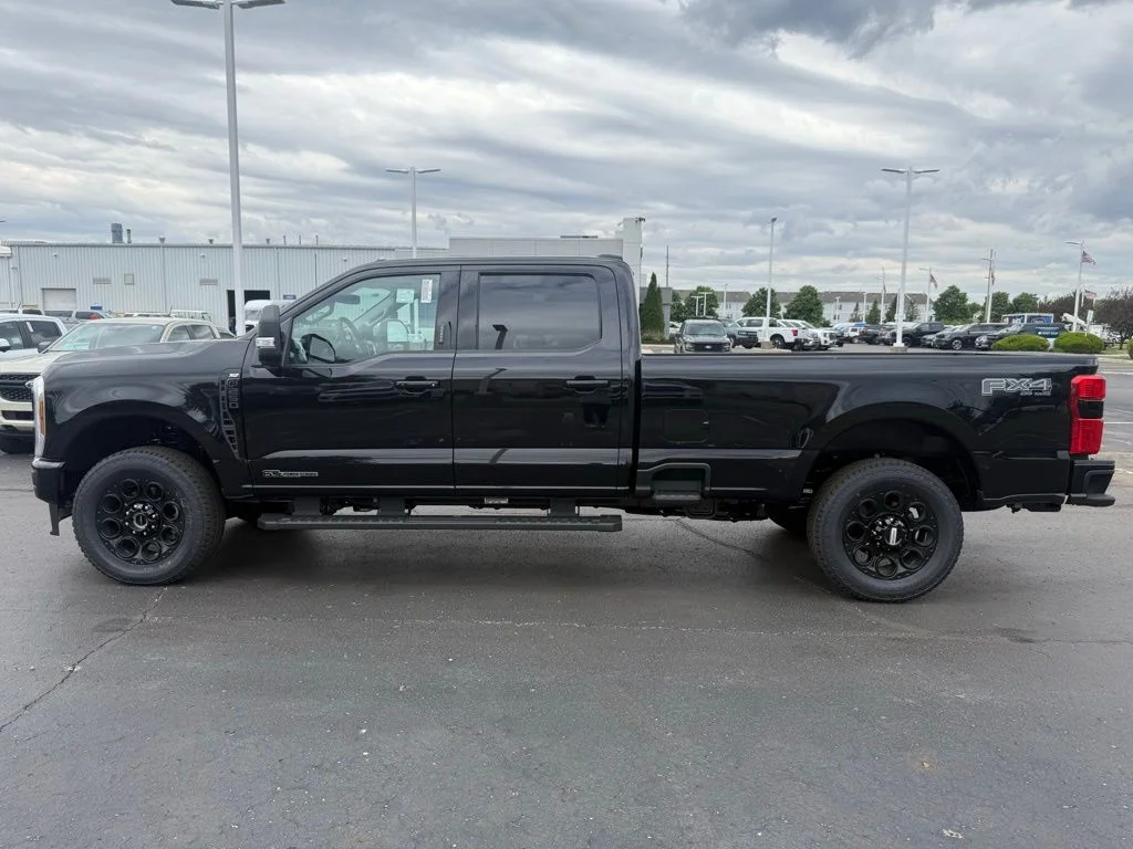 New 2026 Black Ford XLT image 6