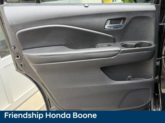 Used 2021 Purple Honda Elite image 36