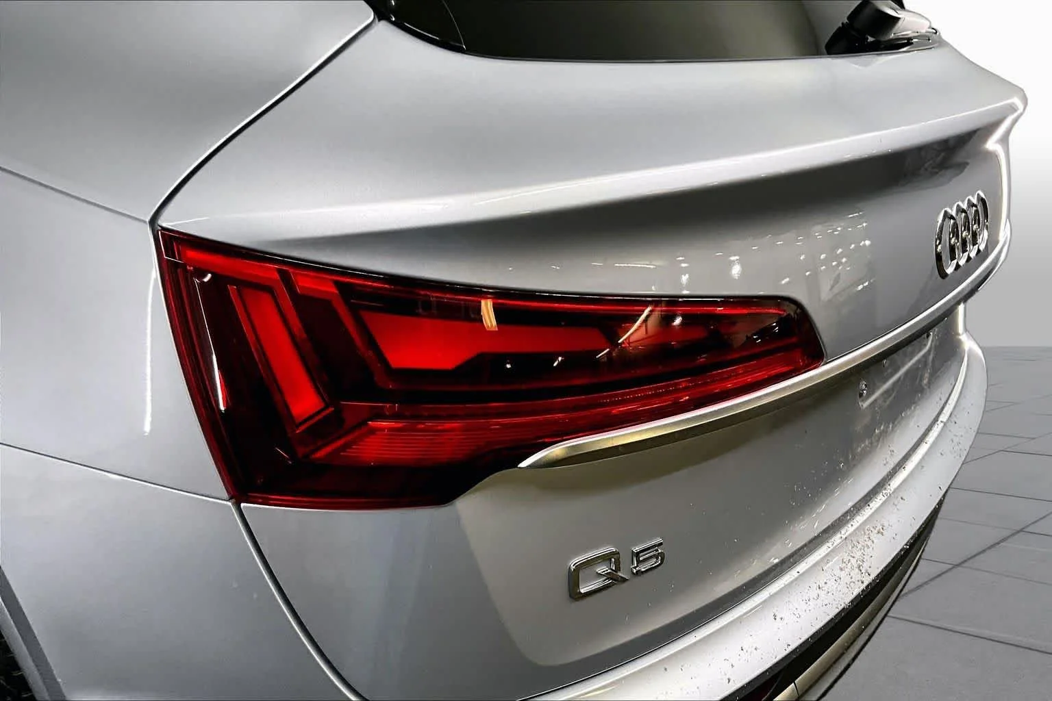 Used 2023 Glacier White Metallic Audi S line Premium Plus image 28