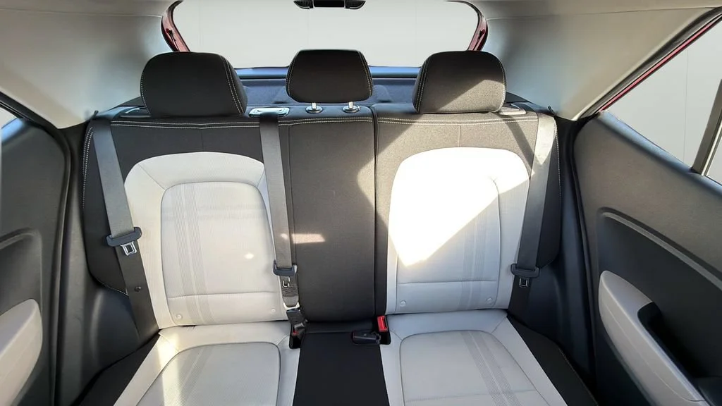 Used 2025 Red Hyundai SEL image 11