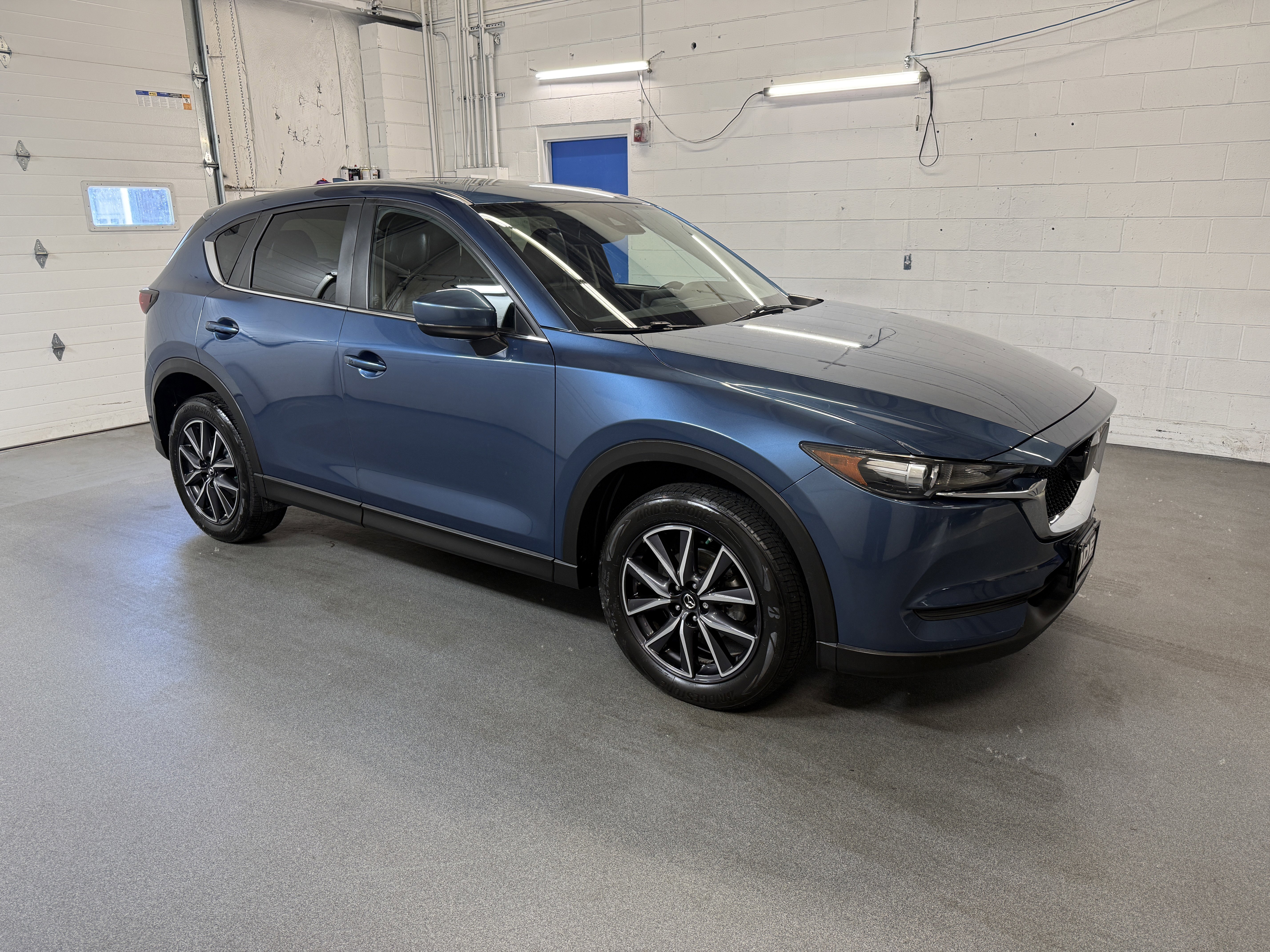 Used 2018 Eternal Blue Mica Mazda Touring image 11