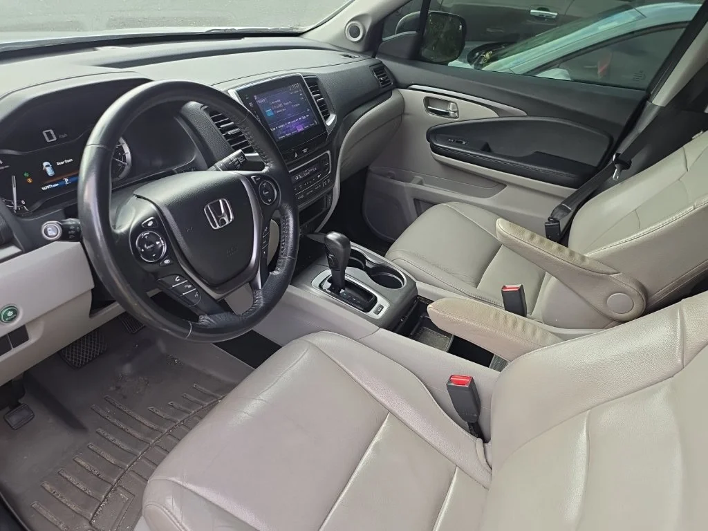 Used 2016  Honda EX-L image 6