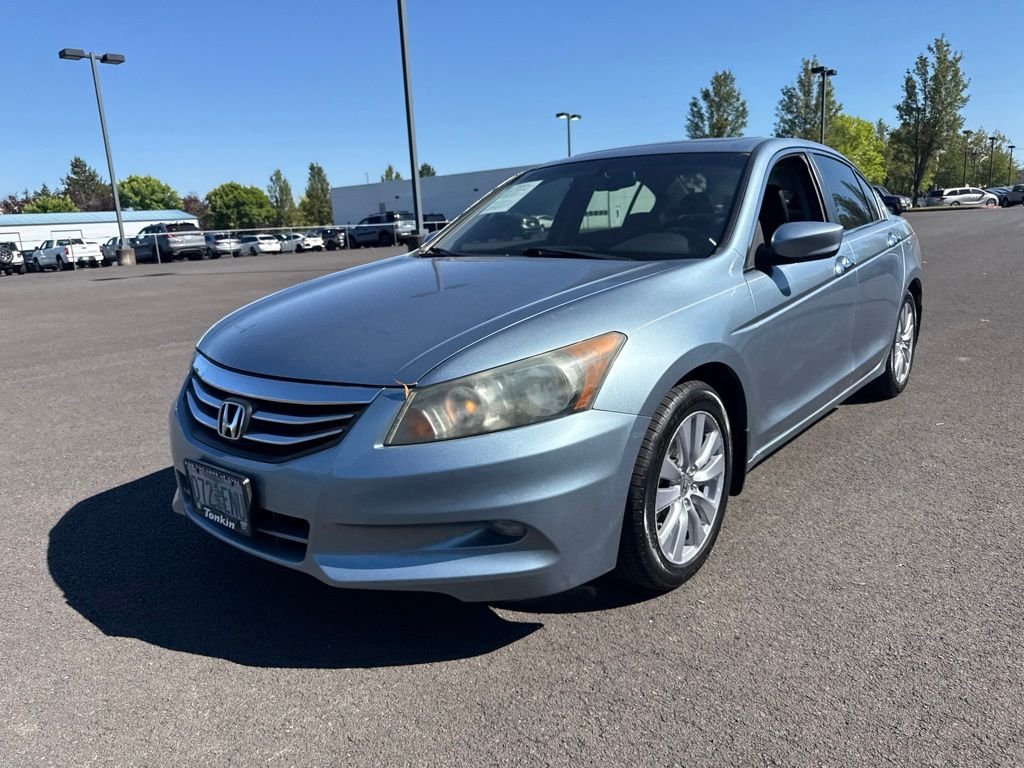 Used 2011 Celestial Blue Metallic Honda EX-L image 3