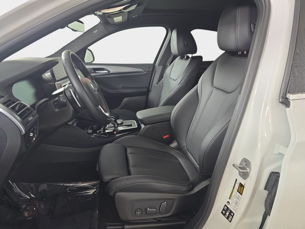 Certified Used 2025 Mineral White Metallic BMW xDrive30i image 15
