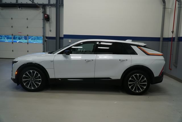 Used 2026 Cadillac LYRIQ Sport with VIN 1GYKPURLXTZ305038 for sale in White Plains, NY