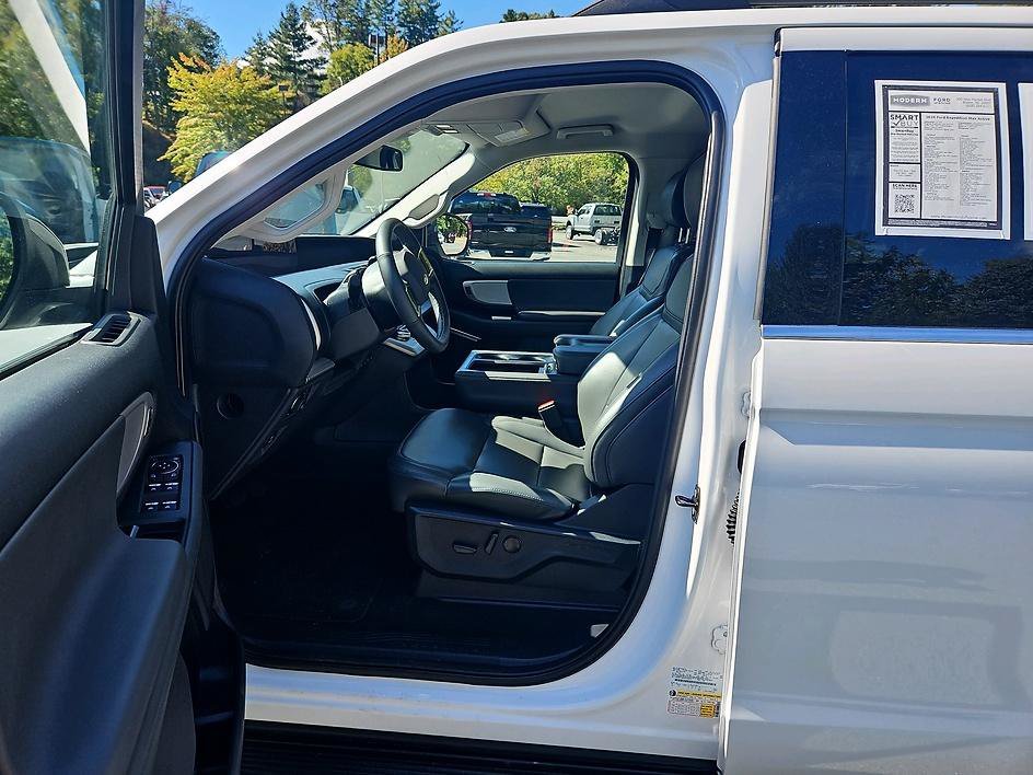 Used 2026 Oxford White Ford Active image 12