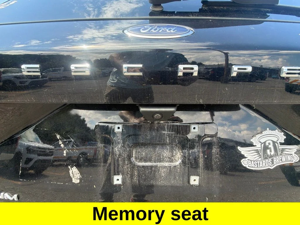 Used 2022 Black Ford Titanium image 11