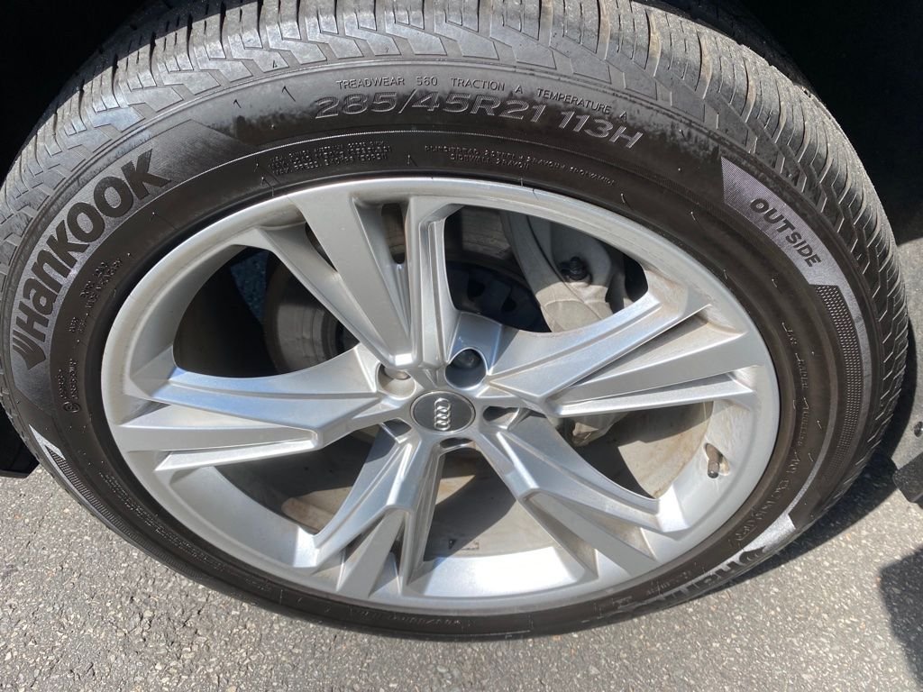 Used 2019 Gray Audi 3.0T Premium image 31