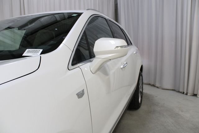 Used 2024 Crystal White Tri-Coat Cadillac Premium Luxury image 36