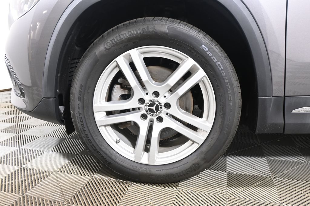 Used 2023 Mountain Gray Metallic Mercedes-Benz GLA 250 image 12