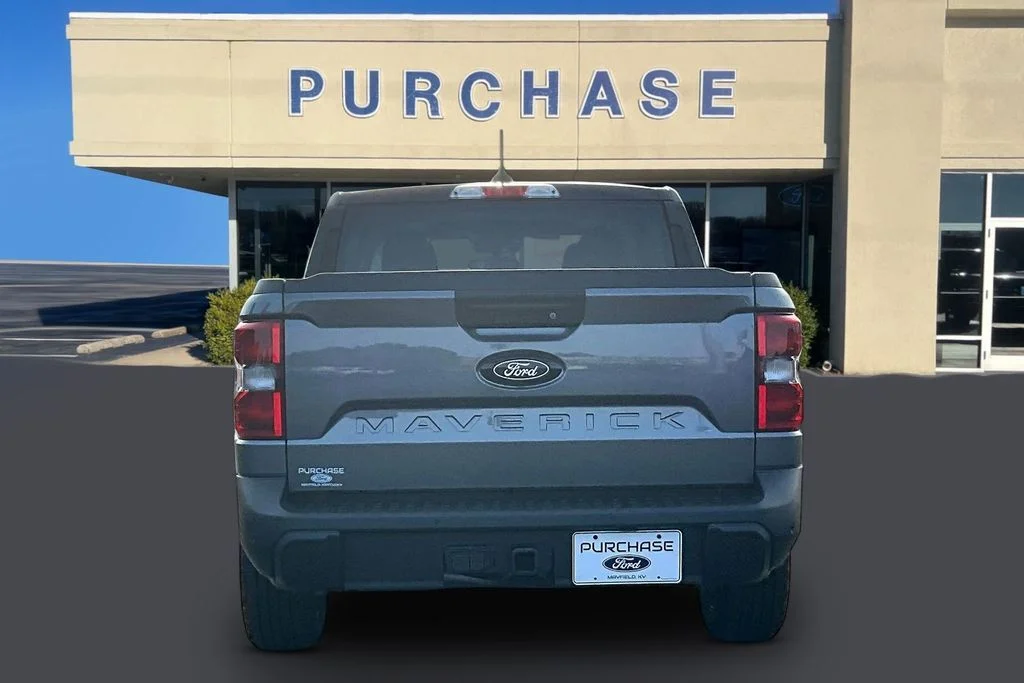New 2026 Carbonized Gray Metallic Ford XLT image 4
