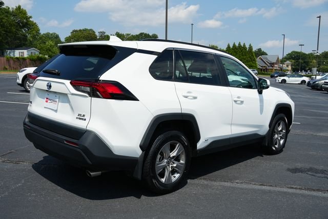 Used 2024 White Toyota XLE image 8