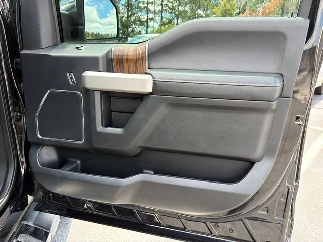Used 2019 Black Ford LARIAT image 14