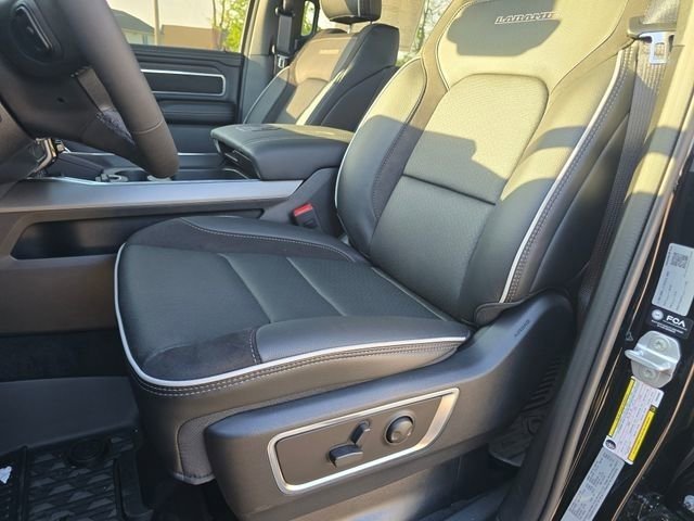 New 2026 Diamond Black Crystal Pearl-Coat Exterior Paint RAM Laramie image 6