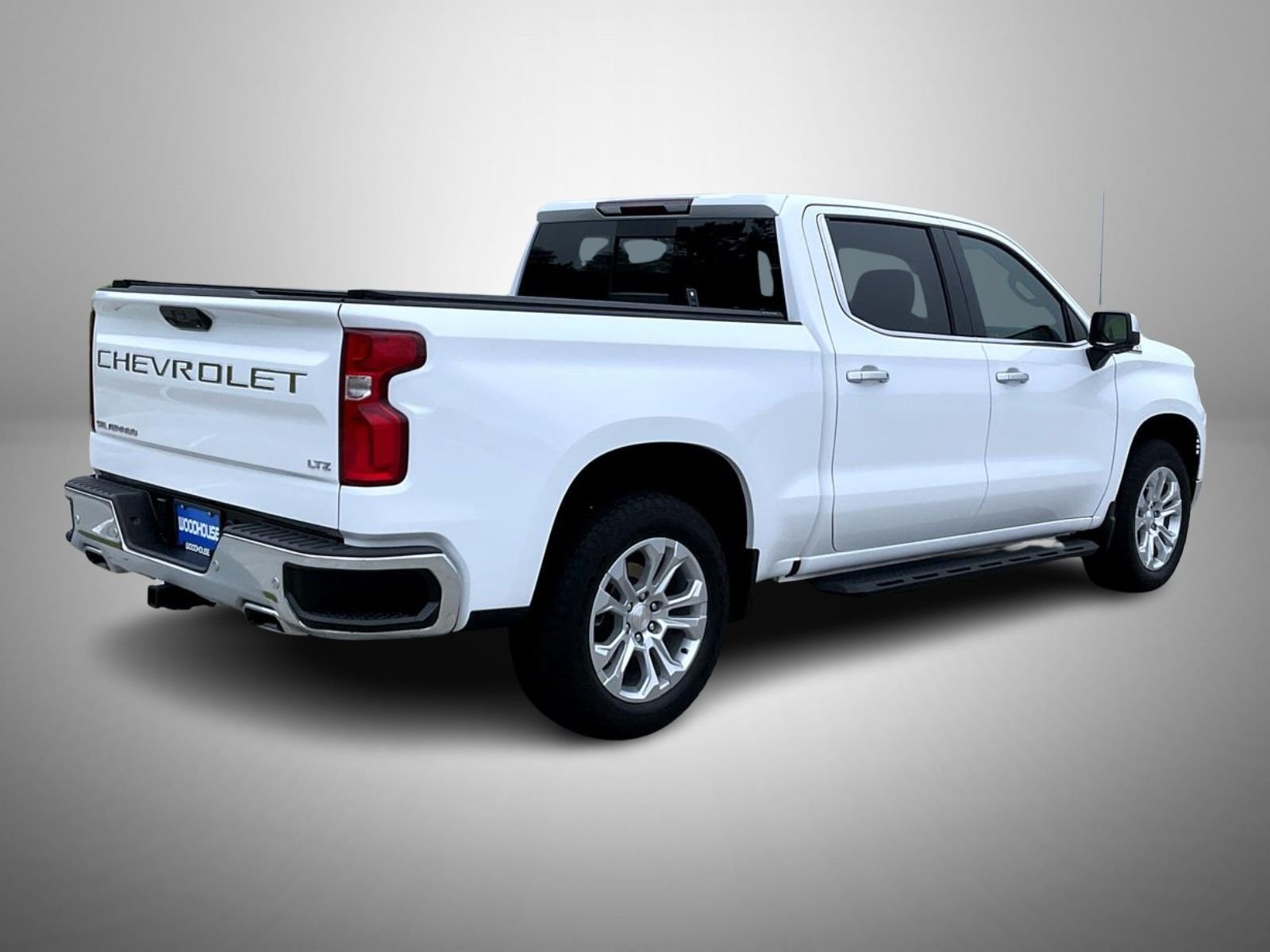 Used 2024 White Chevrolet LTZ image 5