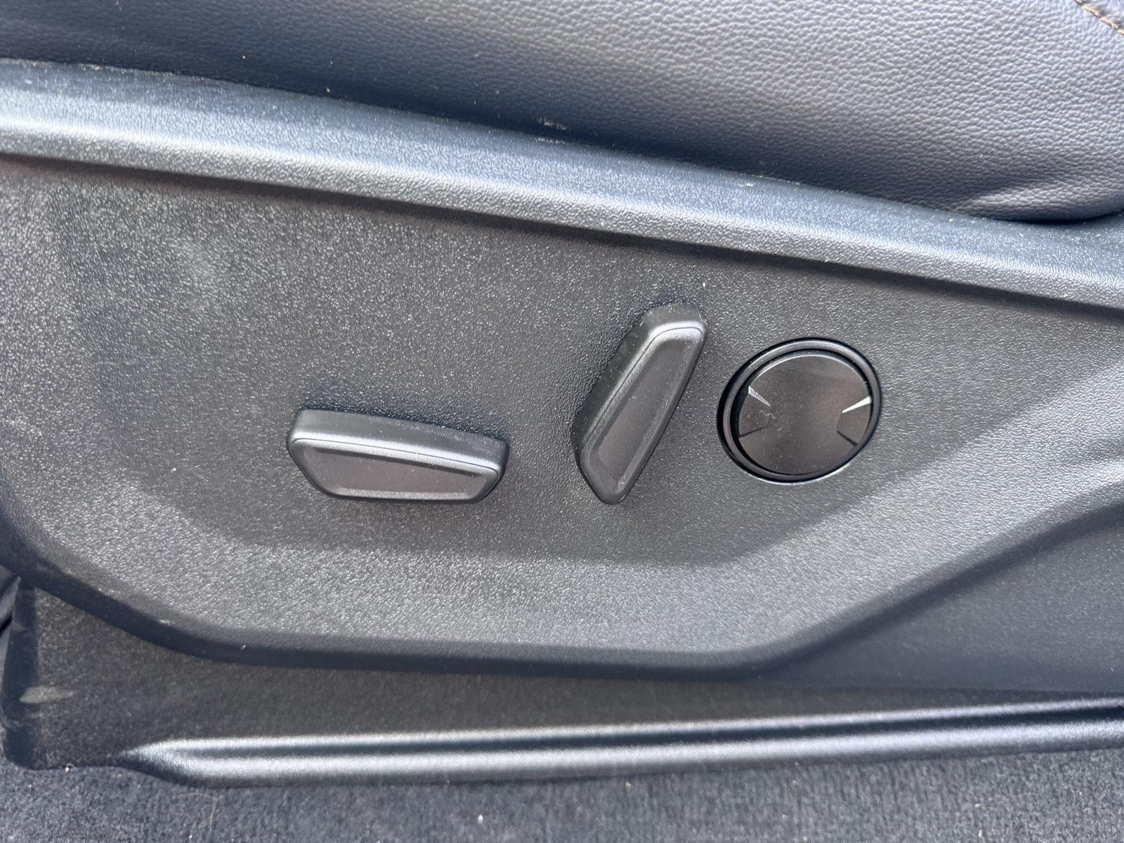 Used 2026 Argon Blue Ford Lariat image 13