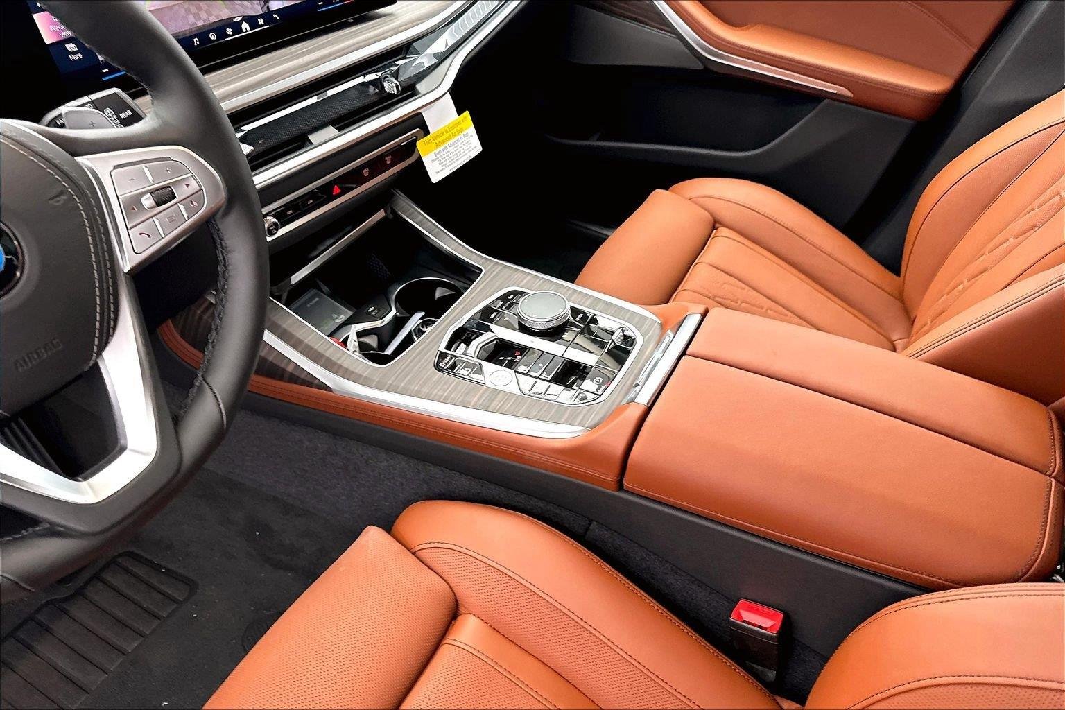 New 2027 Dravit Grey Metallic BMW xDrive40i image 23