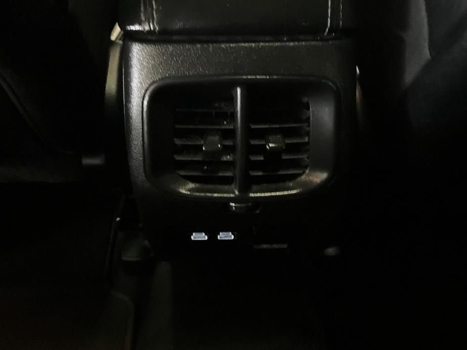 Used 2021 Gray Jeep Limited image 29