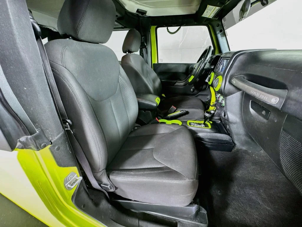 Used 2017 Green Jeep Sport image 33