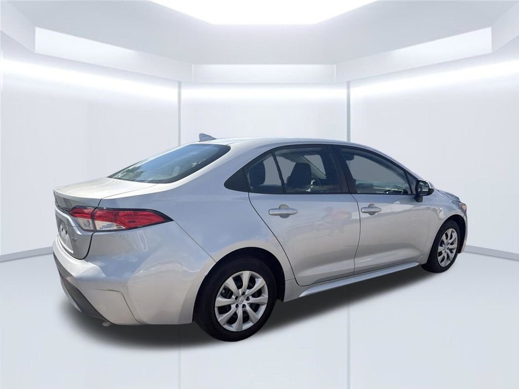 Used 2023 Silver Toyota LE image 16
