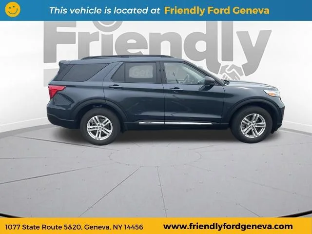 Used 2023 Blue Metallic Ford XLT image 4