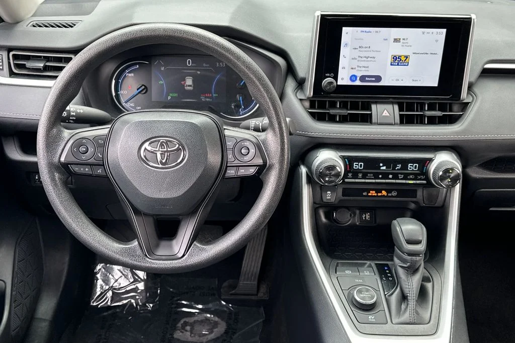 Certified Used 2025 Silver Toyota XLE image 14