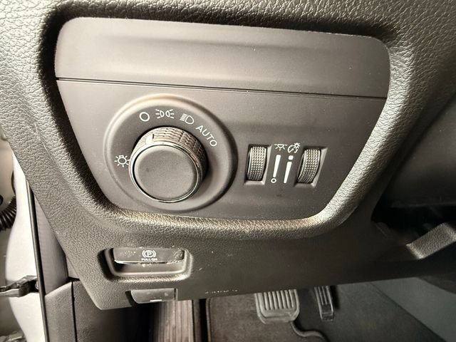 2025 Jeep Grand Cherokee Altitude - Photo 25