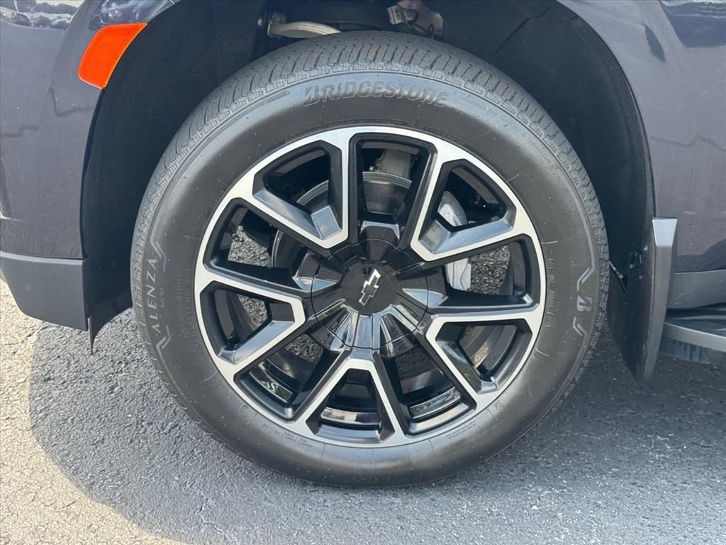 Used 2024 Dark Ash Metallic Chevrolet RST image 9