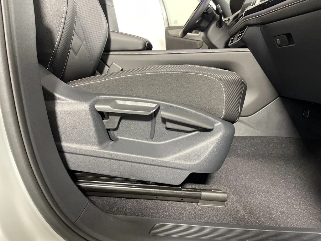 2026 Volkswagen Atlas Cross Sport SE - Photo 31