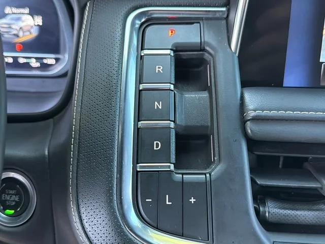 Used 2023 Sterling Gray Metallic Chevrolet Premier image 32