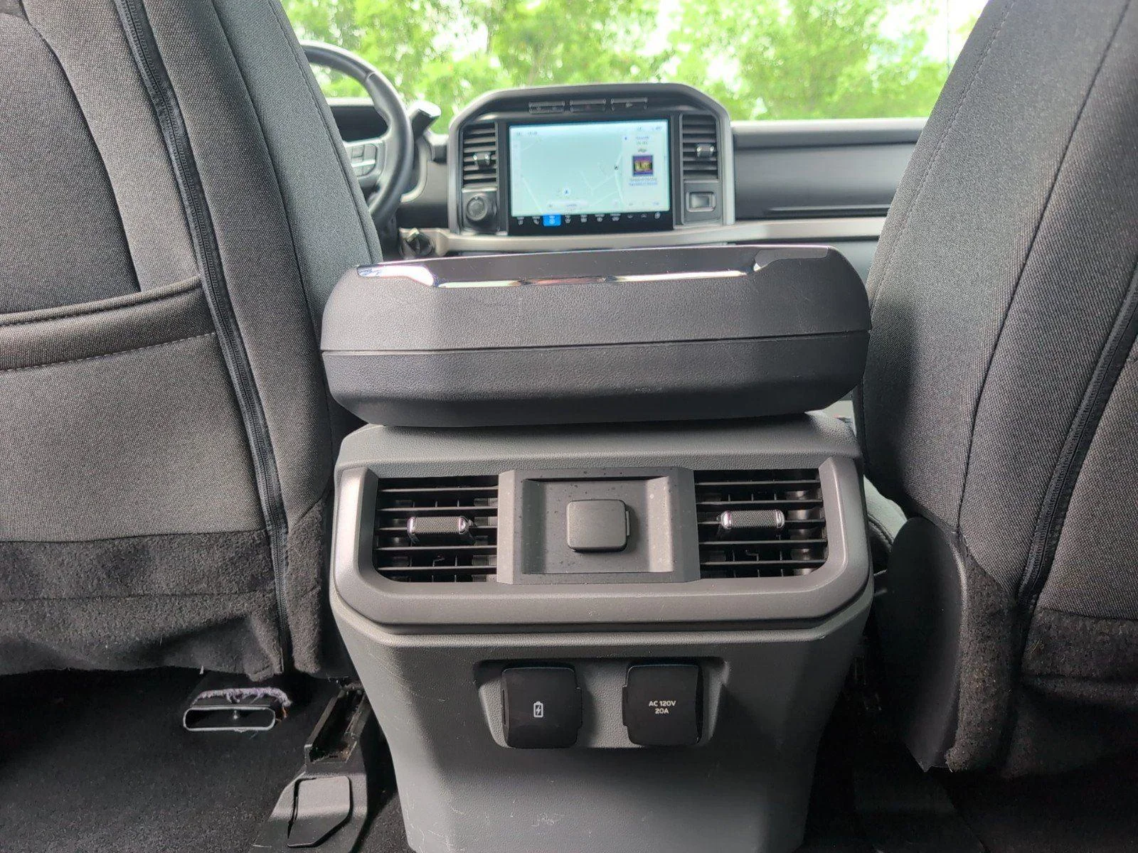 Used 2024 Agate Black Ford XLT image 32