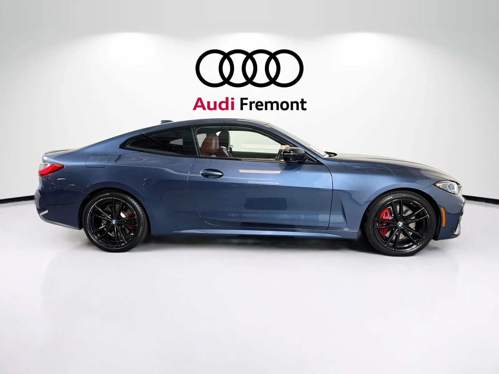 Used 2021 Arctic Race Blue Metallic BMW M440i xDrive image 4