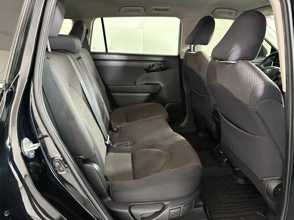 Used 2023 Black Toyota L image 39