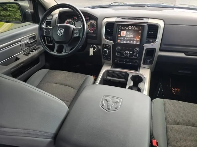 Used 2017 Bright Silver Clearcoat Metallic Ram Big Horn image 39