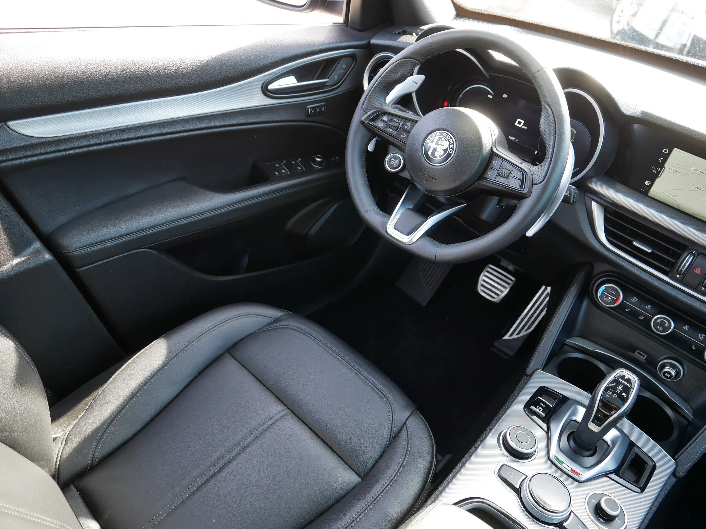 Used 2025 Vesuvio Gray Metallic Alfa Romeo AWD SPRINT image 9