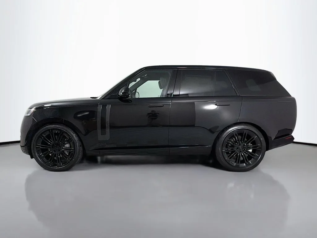New 2026 Santorini Black Land Rover SE image 8