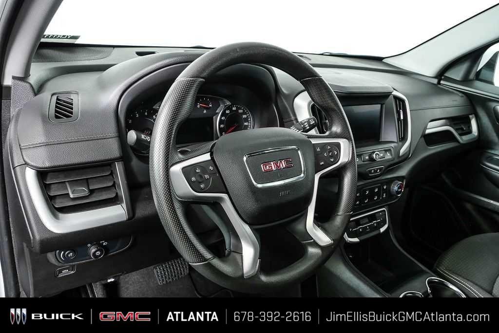 Certified Used 2024 Summit White GMC SLE image 4